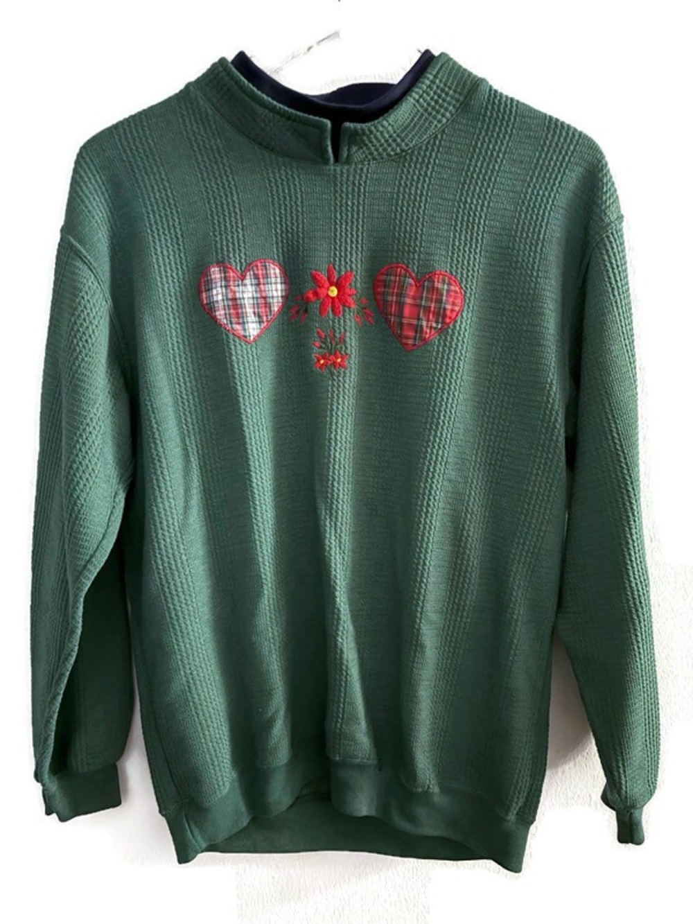 Sports Accent Size Medium vintage green waffle-knit sweatshirt